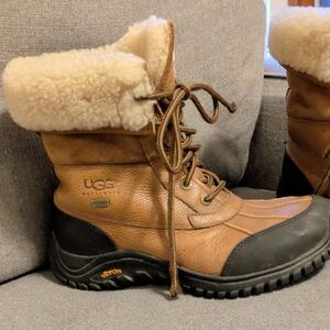 UGG Women's Adirondack Leather Snow Boots